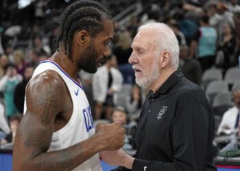 Kawhi Leonard Gives First Comments on Gregg Popovich Stepping Down From Spurs HC Job