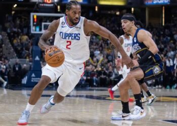 Congratulations to Kawhi Leonard as He Signs New 3-Year, $115 Million Contract with the…