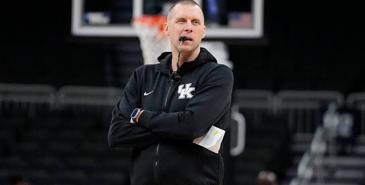 BREAKING:In a surprising move that underscores his commitment to winning, Kentucky head coach Mark Pope has reportedly turned down a $5 million contract extension, stating he is not currently interested in negotiating financial terms. Instead, Pope made it clear that his primary focus is…