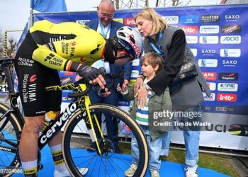 Wout van Aert spreekt zich uit over de mogelijkheid om met een nieuwe vrouw te hertrouwen