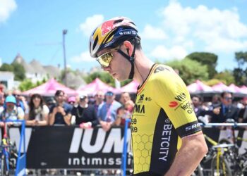 Teleurgestelde Wout van Aert reageert met opvallende woorden na kritiek in Giro