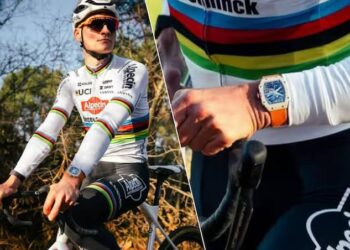 Mathieu van der Poel trekt de aandacht — niet alleen vanwege zijn prestaties op de weg, maar ook vanwege zijn stijl daarbuiten. De Nederlandse kampioen werd onlangs gespot met een luxe horloge van een wereldwijd gerenommeerd merk. Het model waarmee hij werd gezien, wordt gewaardeerd op…