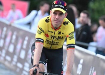 Breaking News: Team Visma | Lease a Bike krijgt opnieuw een tegenslag te verwerken, want een van hun toppers, Wout van Aert, staat nu op het punt de ploeg te verlaten in een grote miljoenenovergang.