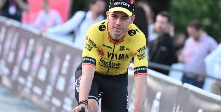 Breaking News: Team Visma | Lease a Bike krijgt opnieuw een tegenslag te verwerken, want een van hun toppers, Wout van Aert, staat nu op het punt de ploeg te verlaten in een grote miljoenenovergang.