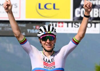 Tadej Pogačar plaisante à nouveau sur Urska et remet les pendules à l’heure sur Visma-Lease a Bike, Vingegaard et Evenepoel : « Ouais, c’est nul »