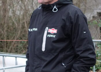 Drie van de vijf daders die huis van Adrie van der Poel vernielden, opgepakt: “We waren eropuit gestuurd…”