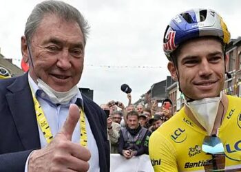 Eddy Merckxx kiest partij en kiest Mathieu Van Der Poel als zijn favoriete renner. “Ik geloof dat hij grotere dingen zal doen dan ik ooit heb gedaan en…”