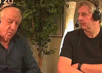 Wielerkijkers bekritiseren commentator José De Cauwer vanwege commotie: “Hou je mond!”