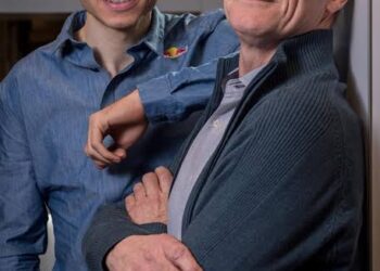 Een belofte aan zijn vader: hoe Wout van Aert zijn vader, Henk van Aert, bij elke Tour de France-wedstrijd wil eren