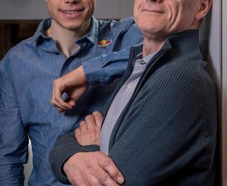 Een belofte aan zijn vader: hoe Wout van Aert zijn vader, Henk van Aert, bij elke Tour de France-wedstrijd wil eren