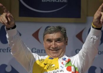 “De Kannibaal is terug” — Eddy Merckx verklaart: Artsen bevestigen dat hij buiten levensgevaar is en zeer goed reageert op de behandeling na zijn heupoperatie