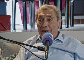Eddy Merckx deelt gezondheidsupdate weken na protheseoperatie