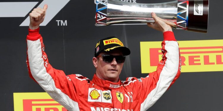 Iconic Moment Kimi Räikkönen Wins U.S. Grand Prix, Denies Lewis Hamilton the Title — For Now