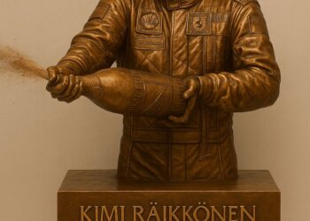 The Municipality of Espoo, Finland, Unveils Giant Statue of Kimi Räikkönen’s Iconic “The Champagne Celebration… Without a Smile” in Espoo City Centre (Tapiola Area) to Celebrate His Roots and Status as One of Finland’s Greatest F1 Driver Exports