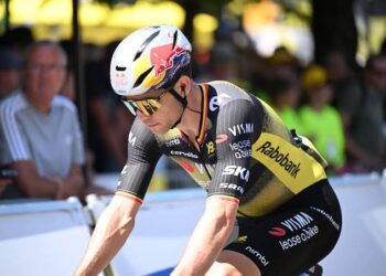 Hongaarse kampioen weggekaapt bij Visma | Lease a Bike: Bahrain Victorious contracteert Attila Valter