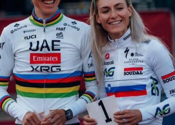 »Moja sreča je, da me spremlja na vsaki poti.« – Tadej Pogačar