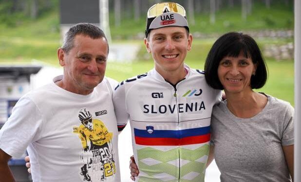 💔 »Zdaj razumem, če želi odnehati« – mama Tadeja Pogačarja spregovori o njegovi izčrpanosti in šokantnih komentarjih o upokojitvi