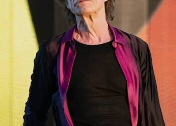 “This Is Very Unnecessary, He’s Not That Special…” — Mick Jagger Speaks Out on Paris’ Lottery for Burial Plots Near Jim Morrison