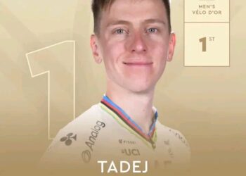Tadej Pogačar, favorit, je nedvomno osvojil svojo tretjo nagrado Vélo d’Or. Čestitke, Pogi! 👏🥳🏆