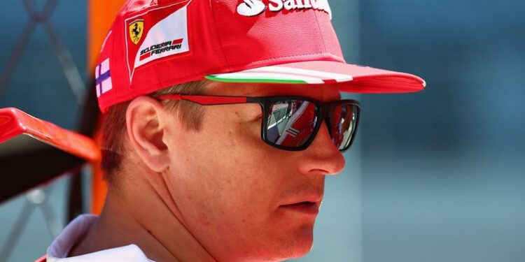 Kimi Räikkönen sanoo, ettei hänellä ole kiirettä päättää F1-tulevaisuudestaan ​​– tai harkita erilaista elämäntapaa