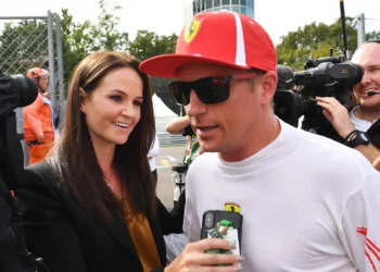 ”Hiljainen uudenvuoden ihme”: Kuinka Kimi Räikkönen maksoi salaa 250 000 dollaria sairaalakuluja Uuden lastensairaalan lapsille Helsingissä