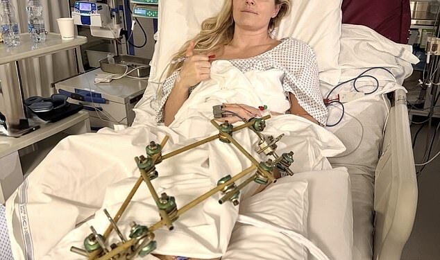 Lindsey Vonn condivide un emozionante aggiornamento dal suo letto d’ospedale dopo che la frattura alla gamba ha infranto il suo sogno di partecipare alle Olimpiadi invernali