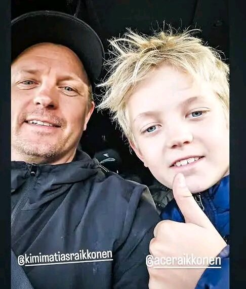 Valtava hetki Räikkösen perheelle: Nuori Robin tekee ensimmäisen oikean Formula 1 -kuljettajadebyyttinsä isänsä Kimi “Jäämies” Räikkösen rinnallaan