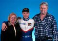 Kyynelten läpi: Kimi Räikkönen ja hänen äitinsä jakavat sydämellisiä muistoja edesmenneestä isästään – Hiljainen sankari jäämiehen nousun takana