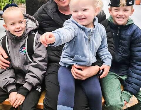 Kimi Räikkösen nykyinen elämä: Ajanviettoa lastensa kanssa — Pienet jäämiehet 😍