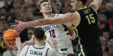 NCAA Tournament Selection Committee Reveals Its Top 16 Seeds — A Big Step Toward March Madness!