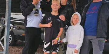 Ratalegendoista ylpeiksi vanhemmiksi: Minttu ja Kimi Räikkönen juhlivat perheen virstanpylväitä lastensa menestyessä urheilussa ja elämässä. Onnittelut Kimi