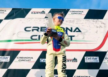 Robin Räikkösen sanotaan seuraavan isänsä jalanjälkiä Ferrarin ilmaistua kiinnostuksensa Räikköstä Cremonan kartingradalla saavutetun viimeisen voiton jälkeen – mestariperhe