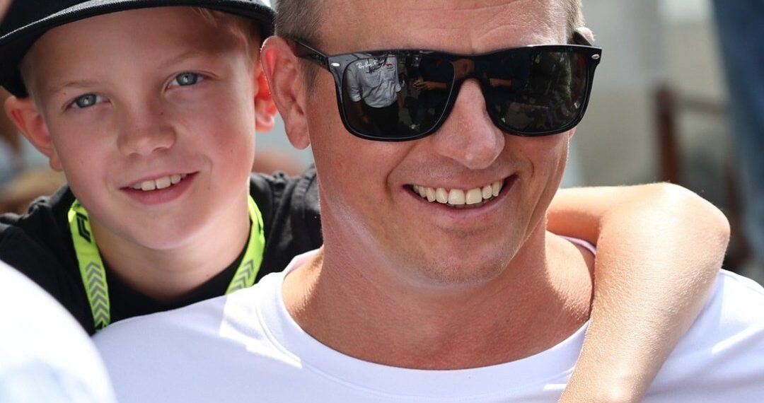 Kimi Räikkösen poika Robin kysyi häneltä kertoman mukaan odottamattoman kysymyksen Formula 1:stä – ja hänen vastauksensa on ällistyttävä fanien keskuudessa