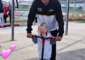 ”Hän ei koskaan tunne äänekkäintä versiotani” – miksi Kimi Räikkösen elämä Gracen tyttären kanssa koskettaa hiljaa maailmaa