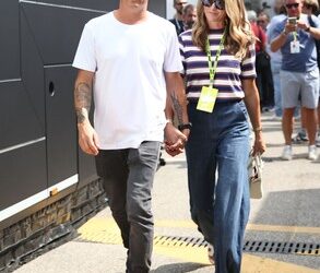 ”Kimi Räikkösen hiljaisuus Formula 1:n jälkeen saattaa olla hänen tarinansa surullisin osa tähän mennessä” – Minttu Räikkönen raivoaa