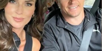 “Se muutti kaiken heidän perheessään🔥” Kimi ja Minttu Räikkönen julkaisivat kuvan tyttärestään, ja se herätti kiivaan keskustelun. Harva odottaisi tällaista saavutusta hänen iässään. Katso kuvat kommenteista 👇 👇