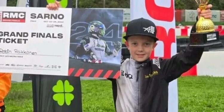 Isä, poika: Robin “Jääpoika” Räikkönen varastaa shown Unkarissa