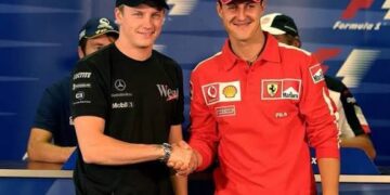 Puhelu, joka muutti kaiken: Kimi Räikkösen kyynelvetinen viimeinen yhteys Michael Schumacheriin
