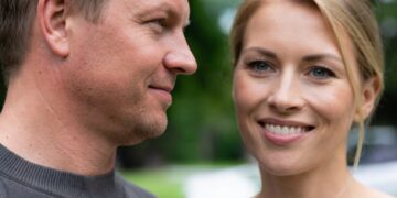 Minttu julkaisi juuri upean 10-vuotisjuhlakuvan Kimi Räikkösen kanssa ja F1-fanit alkavat olla jo unohduksissa