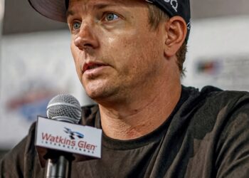 Kimi Räikkönen palaa hiljaa varikolle nousevan suomalaisen Formula 2 -toivon teknisenä neuvonantajana