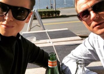 ”Hän ei vieläkään puhu paljon – ja juuri siksi se toimii”: Minttu Räikkönen antaa ensimmäisen merkittävän haastattelunsa elämästä Jäämiehen kanssa, kun pari valmistautuu miehen tunteelliseen paluuseen Goodwoodiin