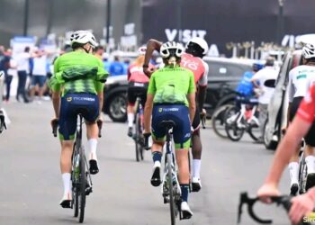 ❗ Nenavadno: Urška Žigart si je znova zlomila čeljust in se v času prisilnega počitka pridružila Tadeju Pogačarju 🚨